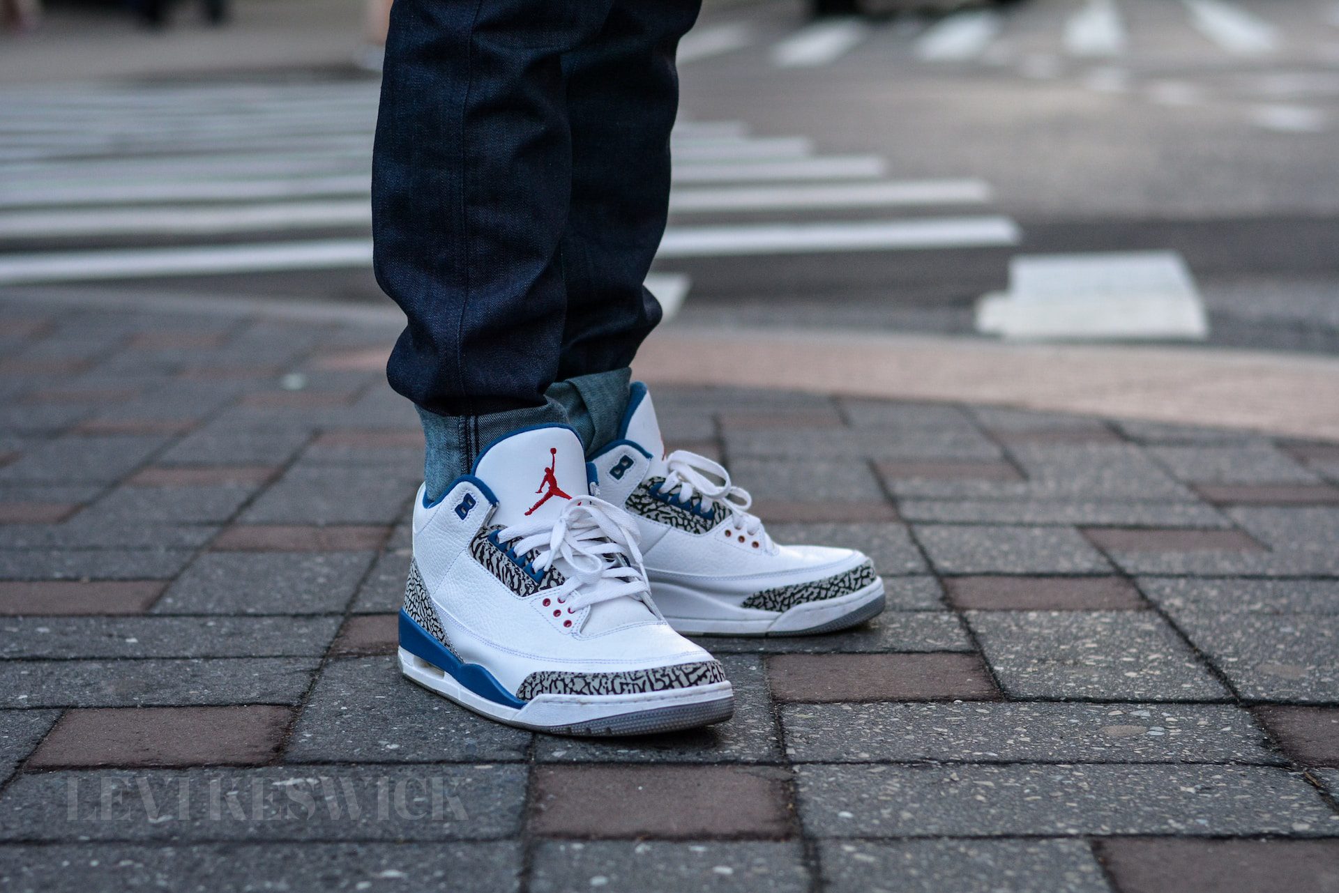 Mastering the Art of Pairing Jordans with Jeans: A Comprehensive Guide ...